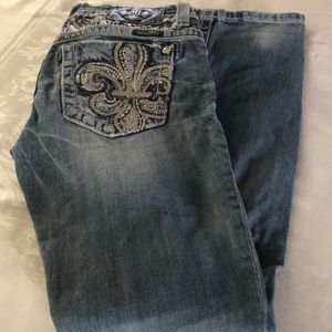Miss me jeans. Slim boot cut. P503